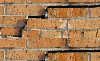 Brick wall with serious structural damage in Tempe, AZ